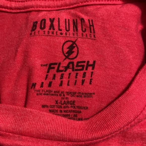 Big Belly Burger XL T-Shirt as seen in DC Comics - Picture 3 of 4